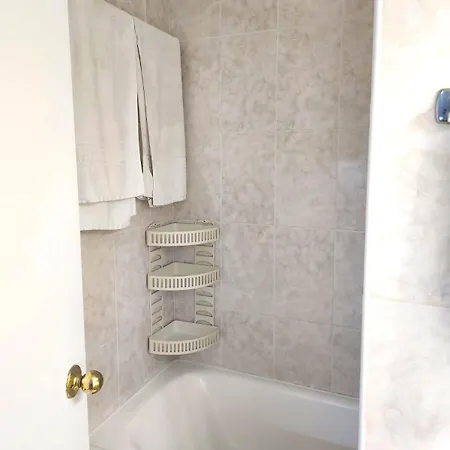 Studio In Castle Harbour With Pool Viewc016 Апартаменты *