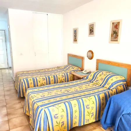 Studio In Castle Harbour With Pool Viewc016 Апартаменты